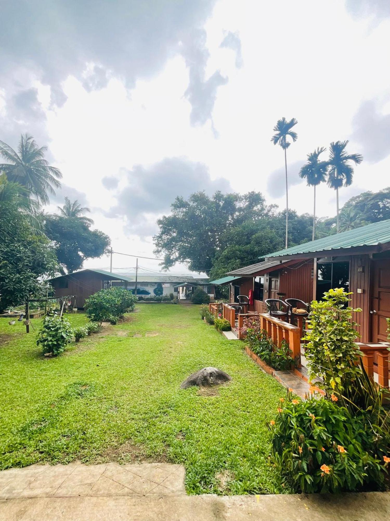 Abc Chalet Tioman Kampong Ayer Batang Ngoại thất bức ảnh