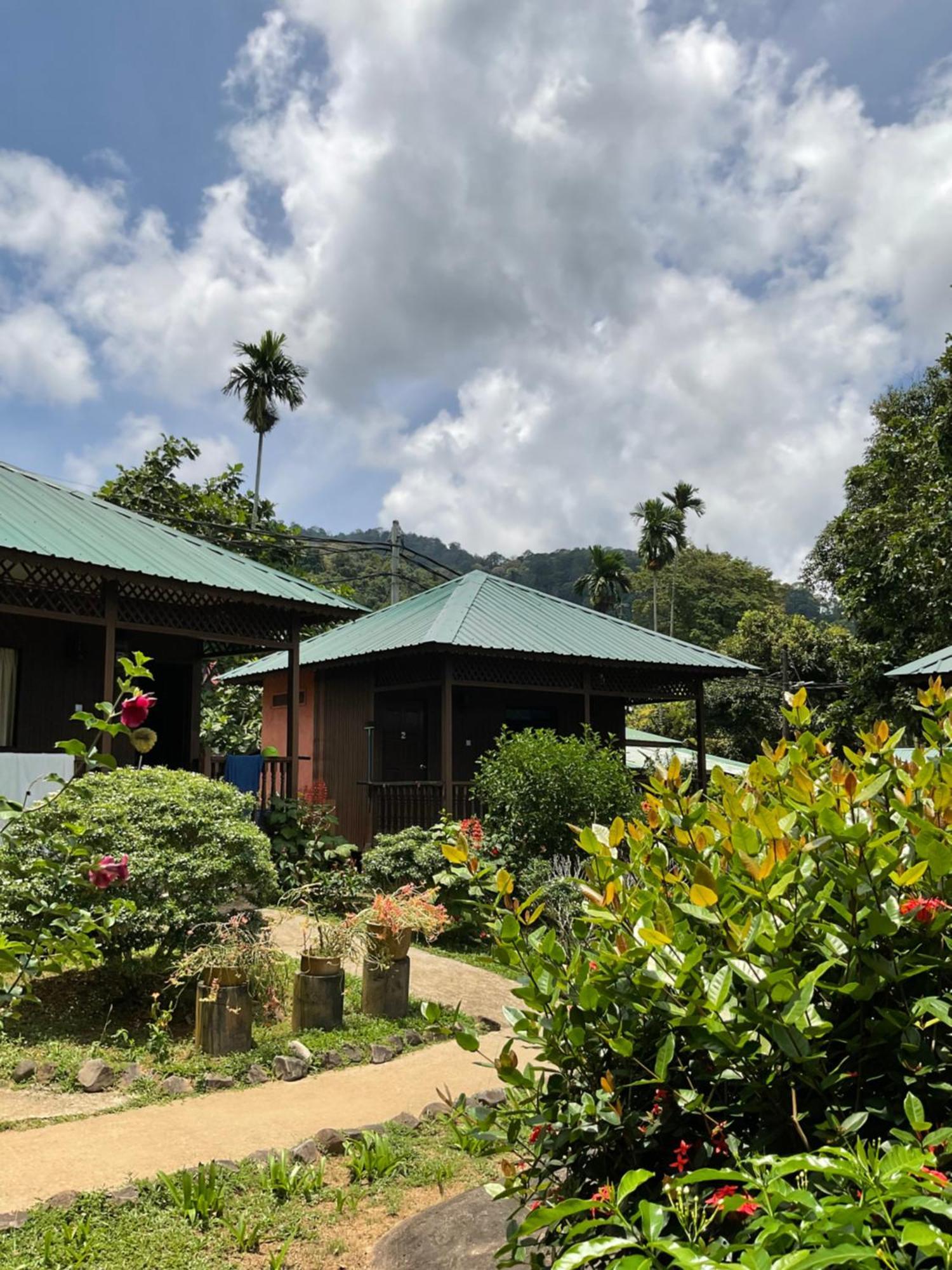 Abc Chalet Tioman Kampong Ayer Batang Ngoại thất bức ảnh